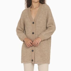 WEEKEND MAX MARA
Enfasi button cardigan Camel Large Nwt